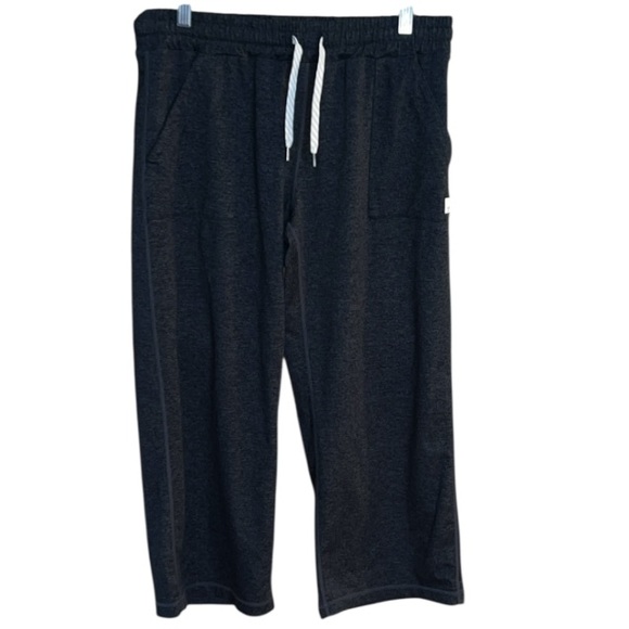 Vuori Lunar Pant Wide Leg Stretch Capris in Charcol heathered Grey Size Medium - Picture 4 of 8